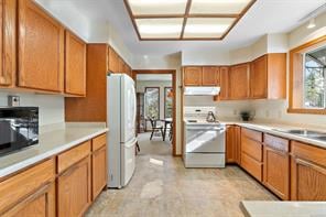6203 Central Saanich Rd