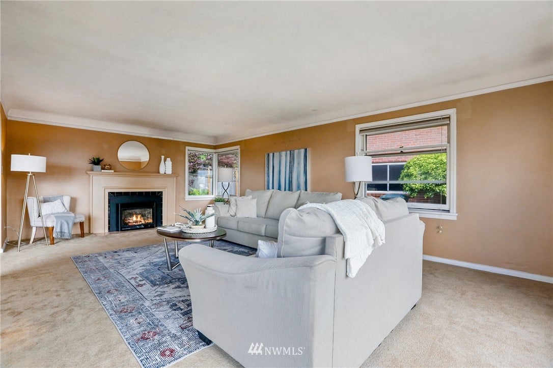 443 View Ridge Dr