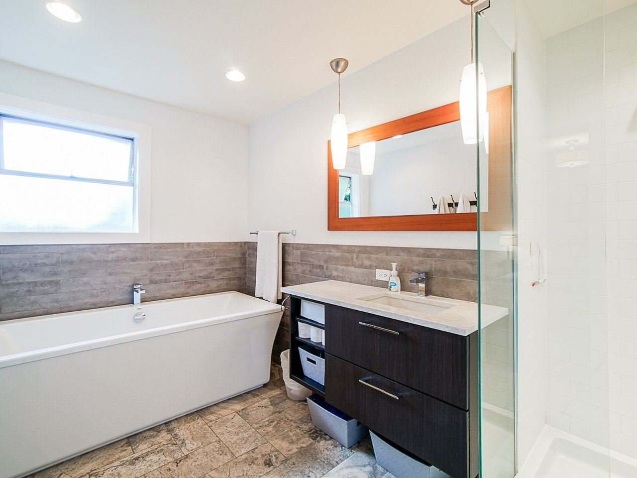 2612 Hardy Cres