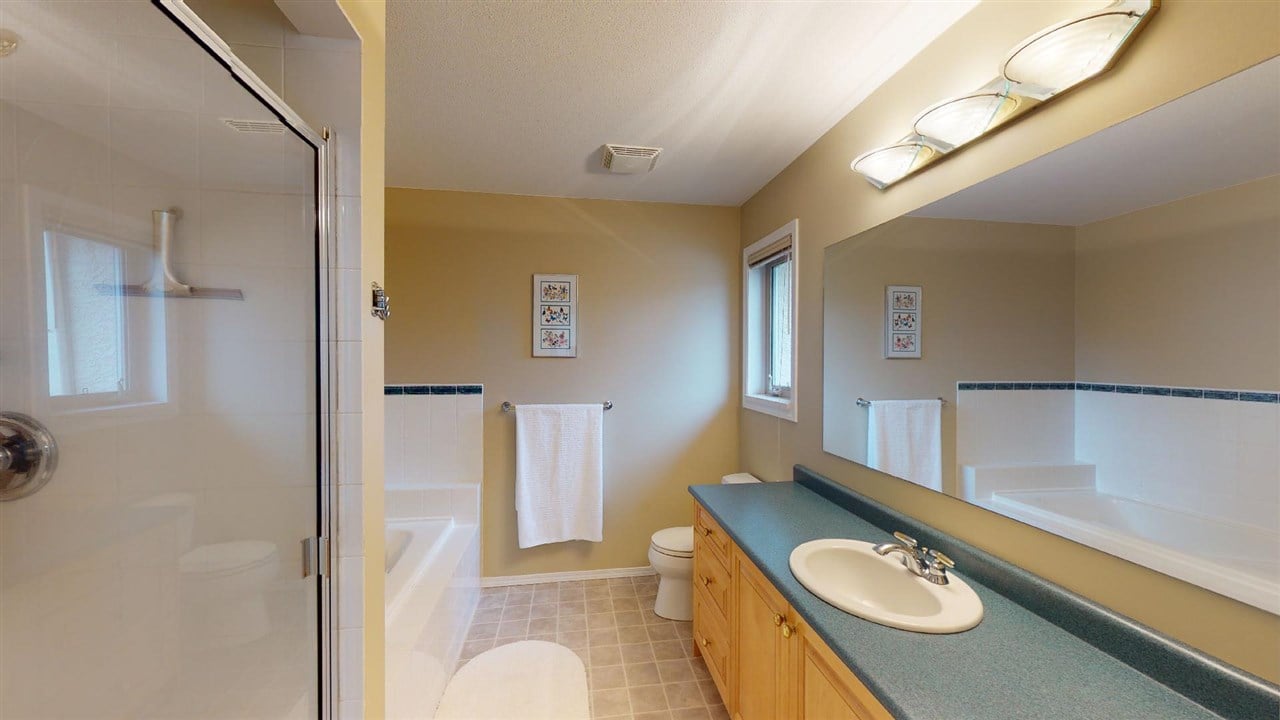 1020 Tantalus Pl