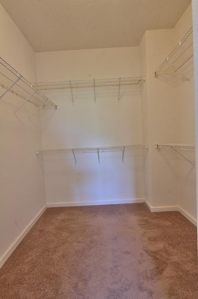 13 Wimbledon Cir