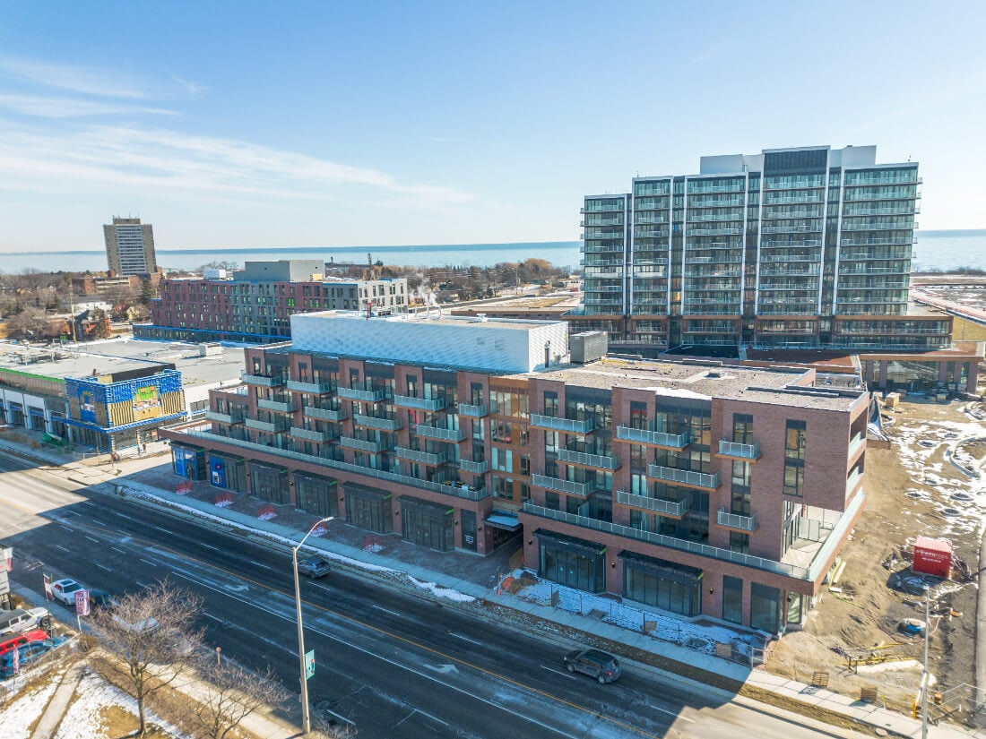 Unit 522 – 215 Lakeshore Rd W