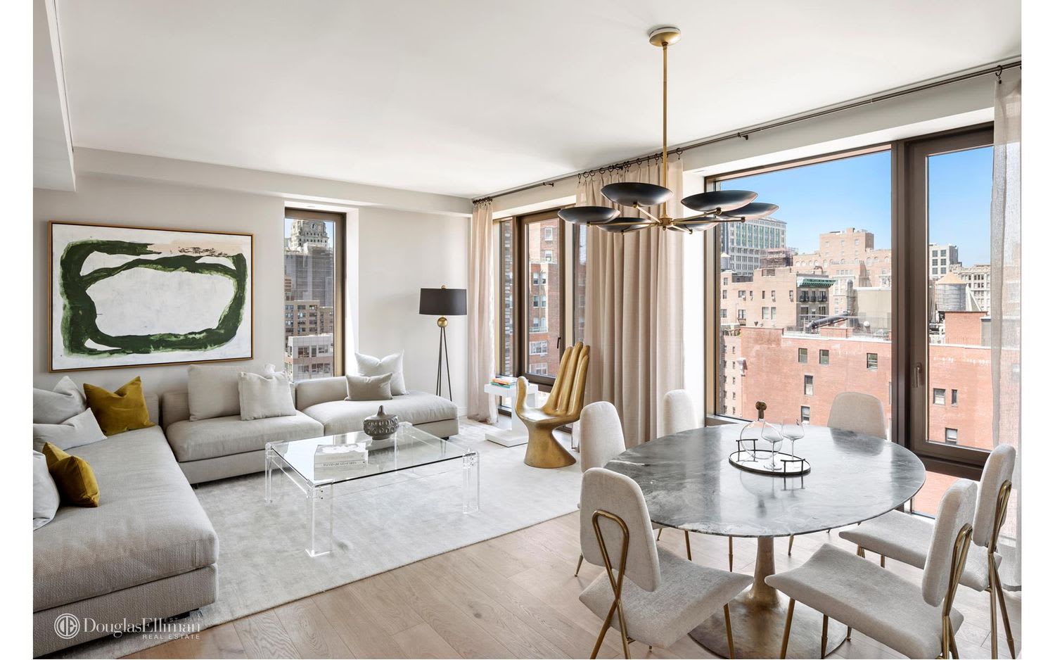 200 E 21st St, Unit 14A