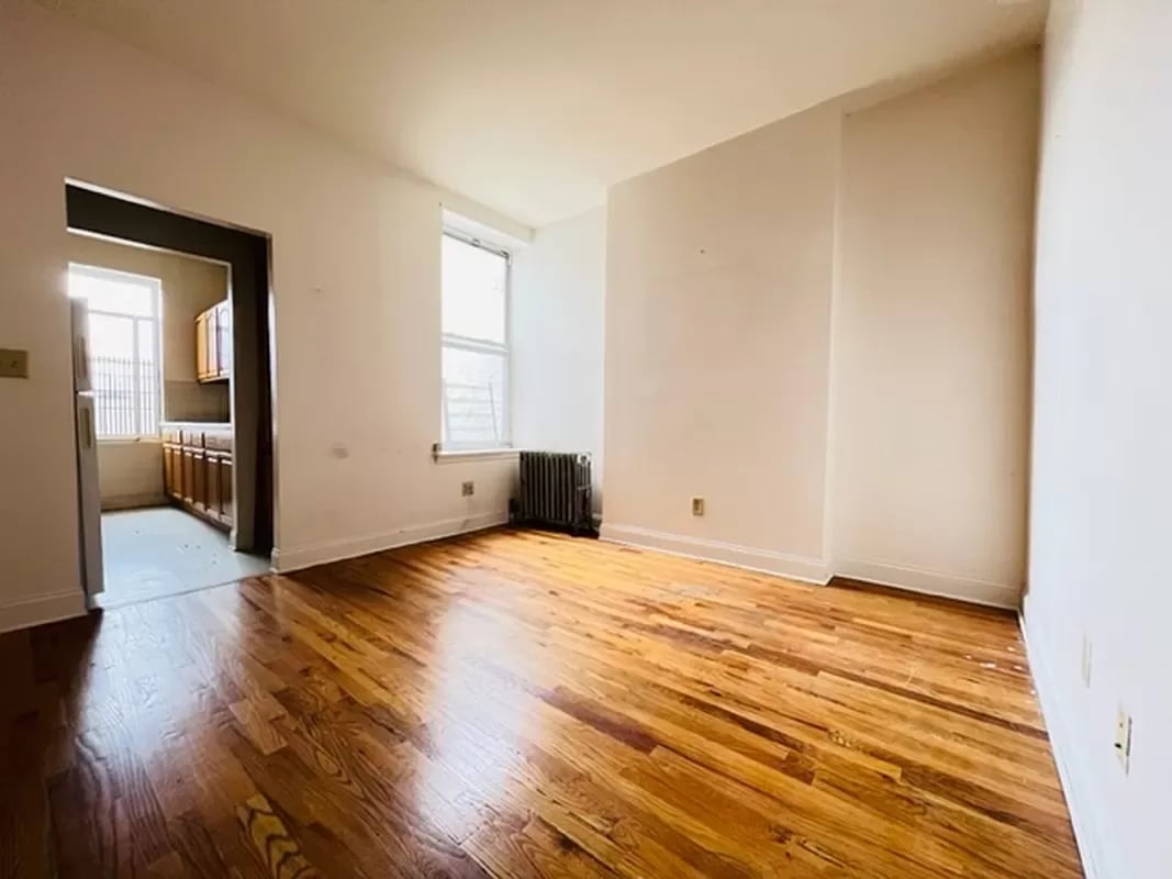 901 Saint Johns Pl Apt: 3D