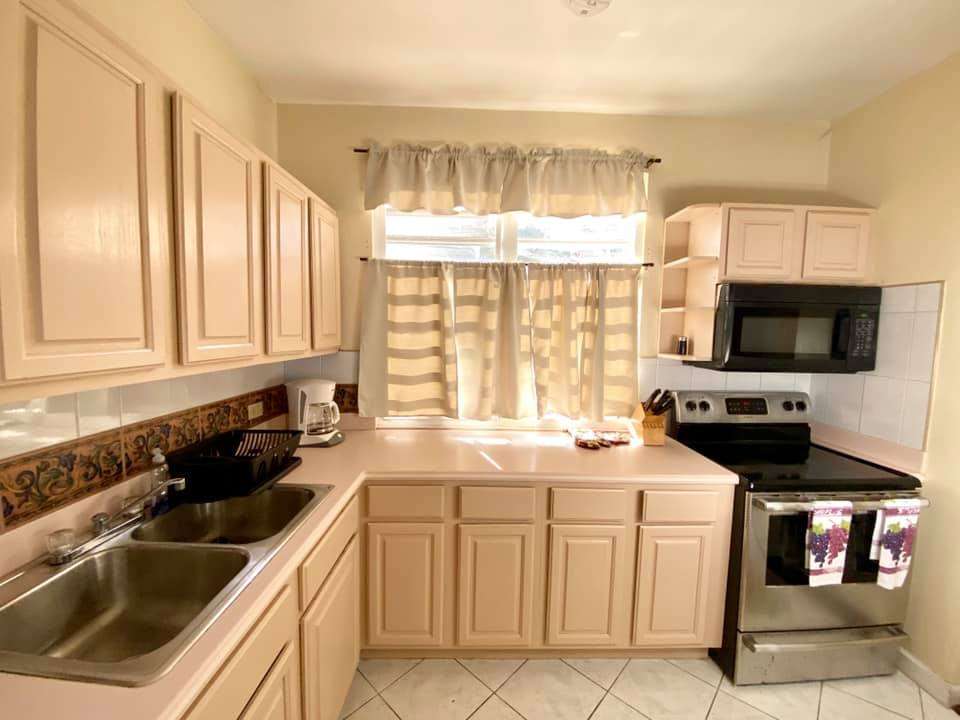 640 2 Bedroom in Slaney Hill