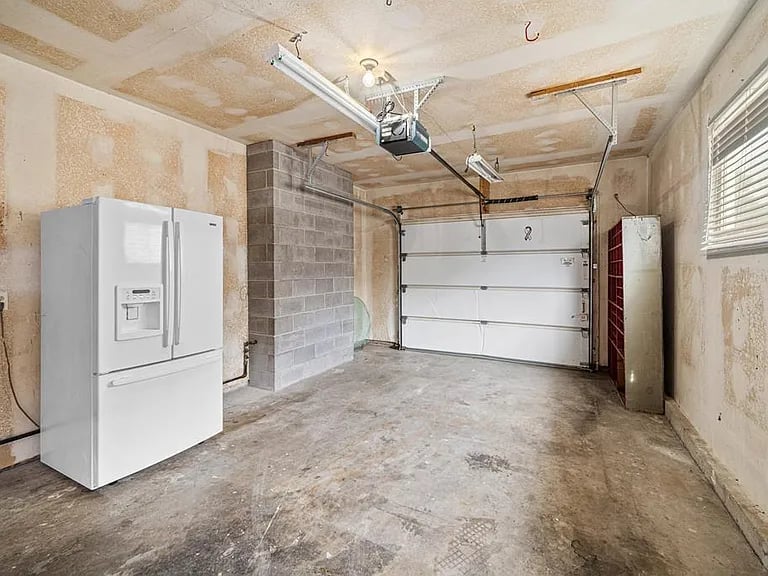 19 Cornell Cir