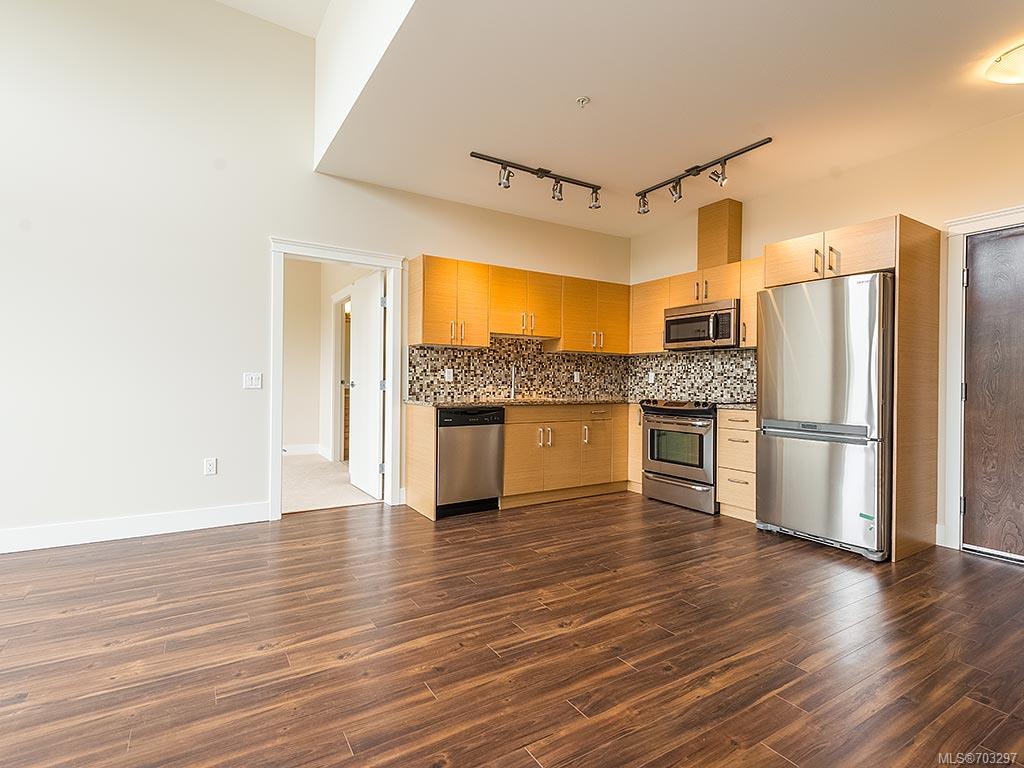 507-935 Cloverdale Ave