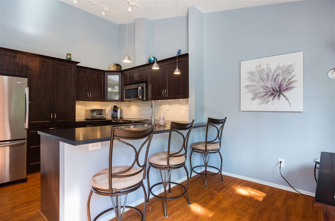 151-101 Parkside Dr