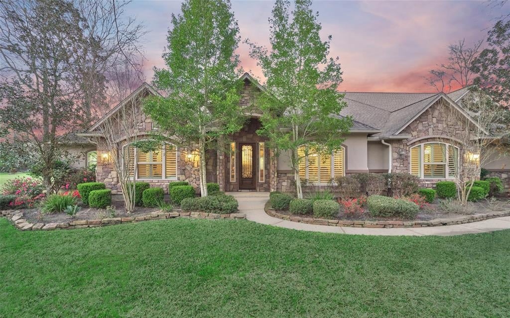 25 Oak Crest Cir