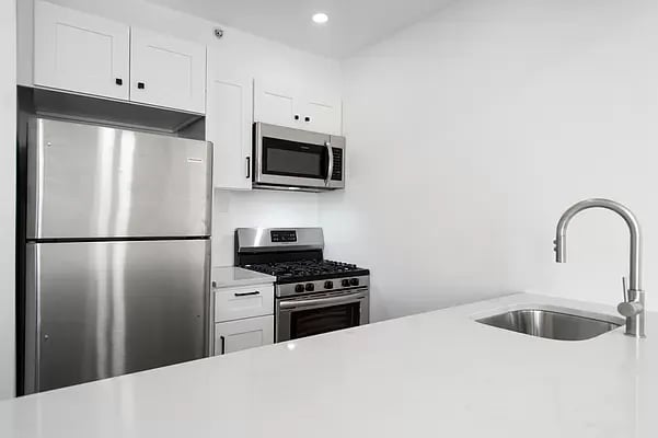 149 Franklin Street Unit: 3F