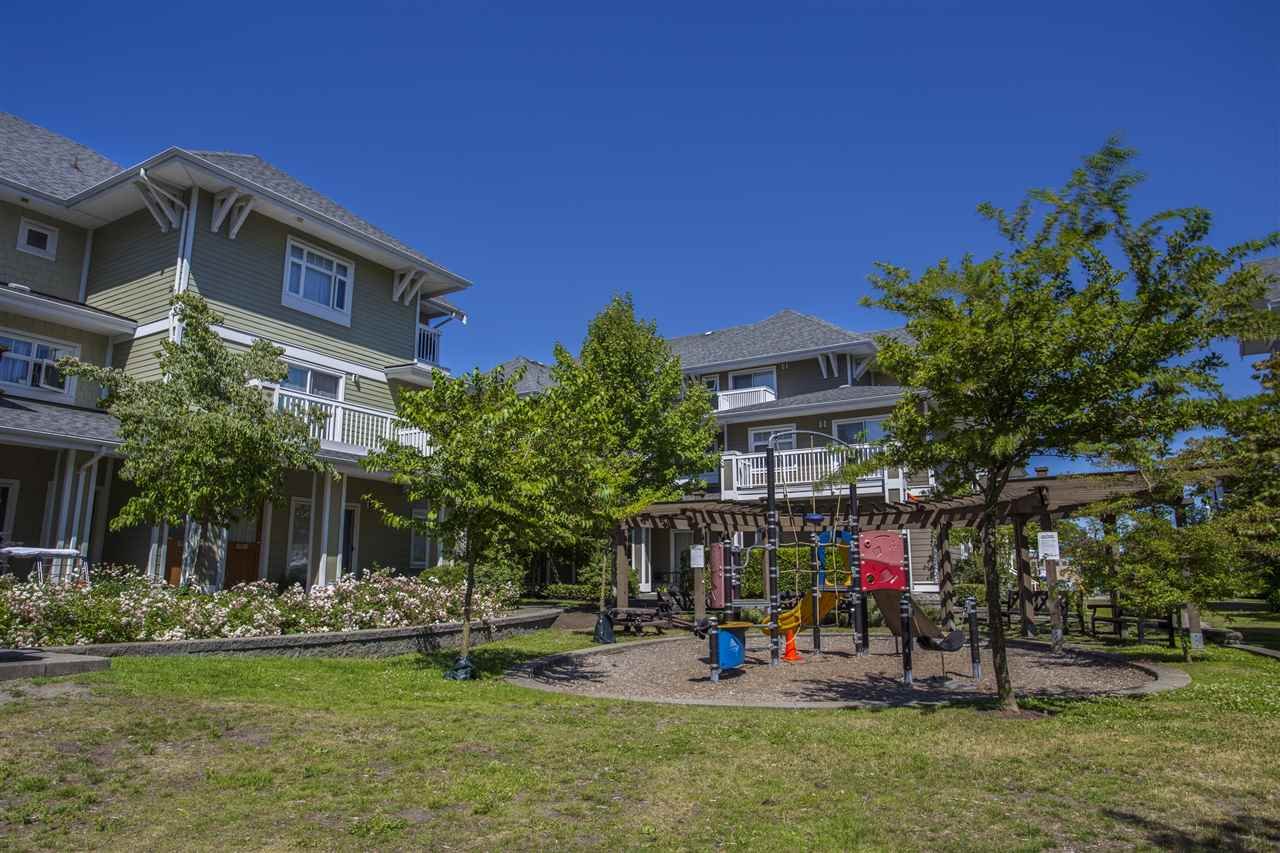 98-7388 Macpherson Ave