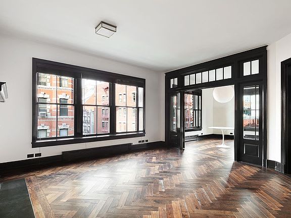 211 Elizabeth Street Unit: 4N