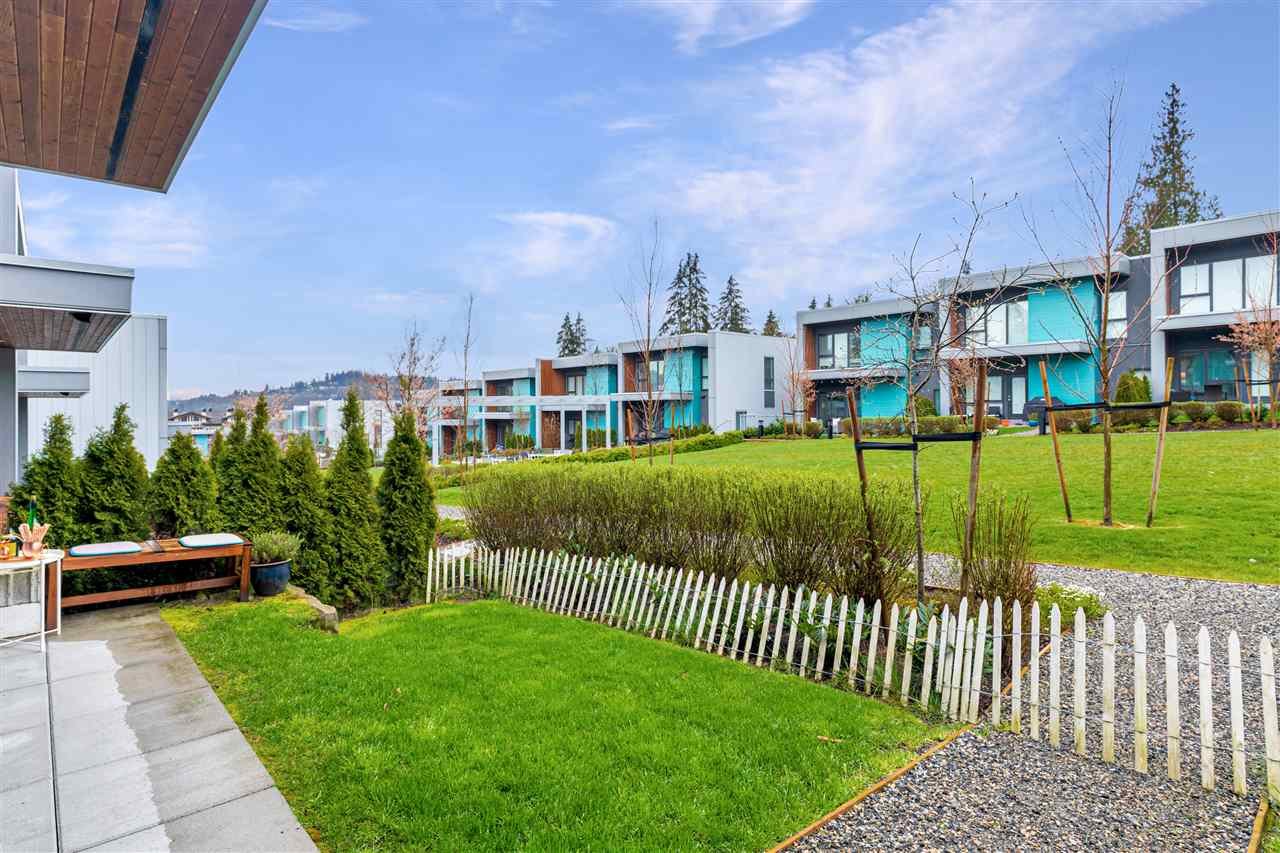 43-3596 Salal Dr