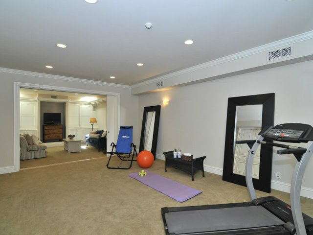 348 Lennox Ave