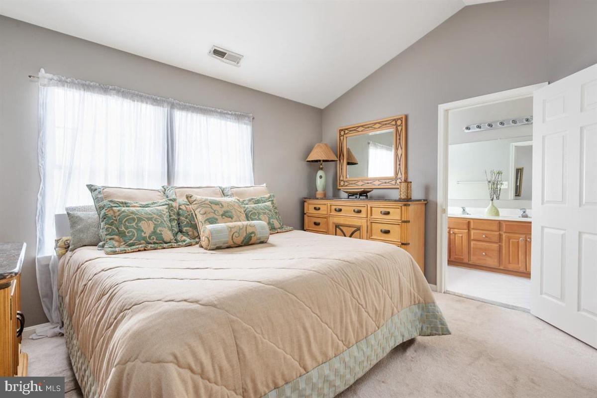1440 Thornbury Ct