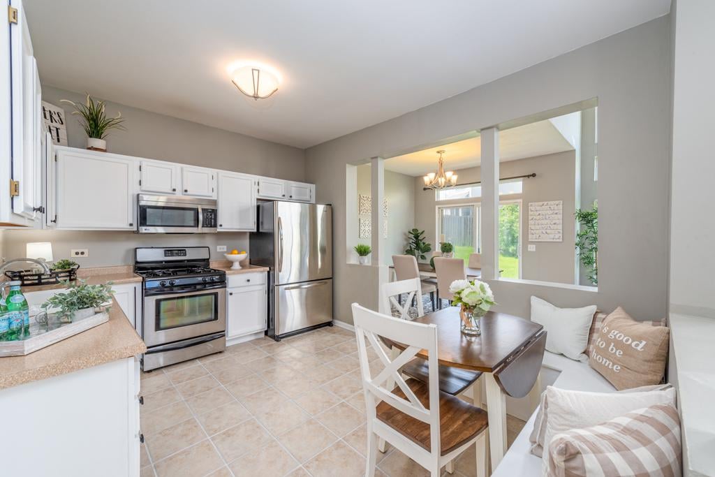 983 Mesa Dr