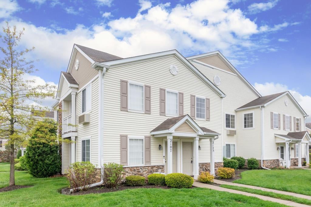 2123 Silverstone Drive # 2123