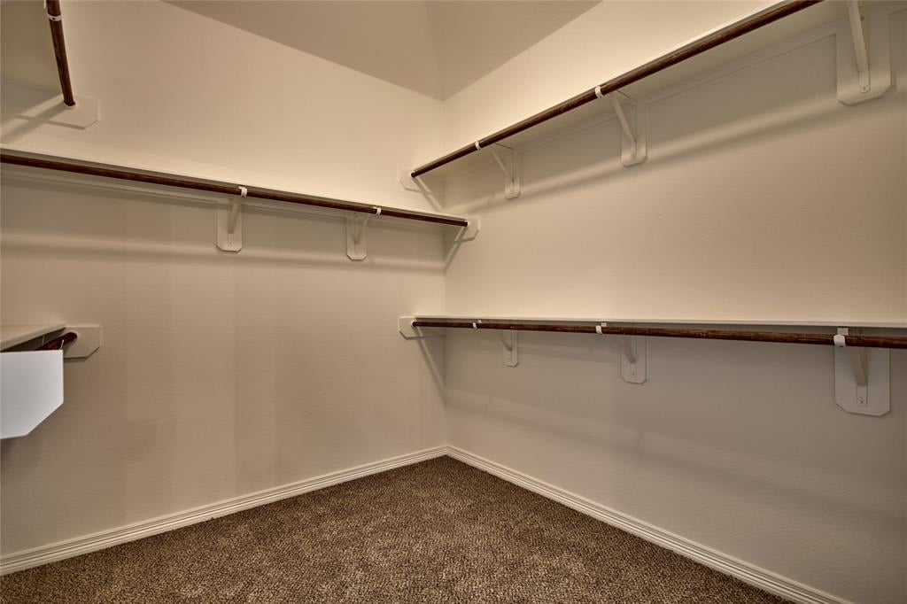 42 Briarwood Lane Bellville, Tx 77418