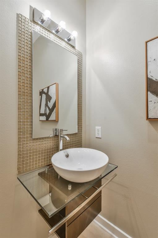 806 Jackson Hill Street Unit: 201