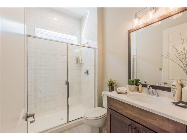 24540 Niblick Alcove, Shorewood