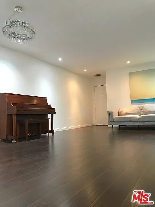 1700 Mission St, #23