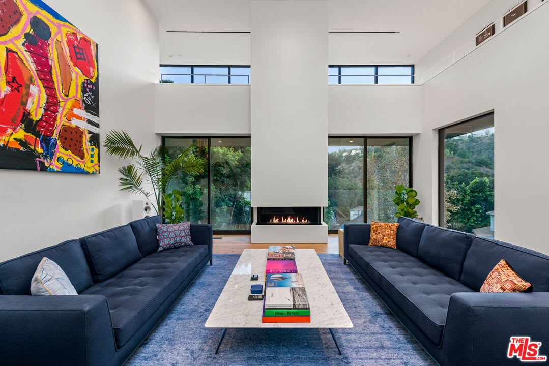 Luxe Oasis