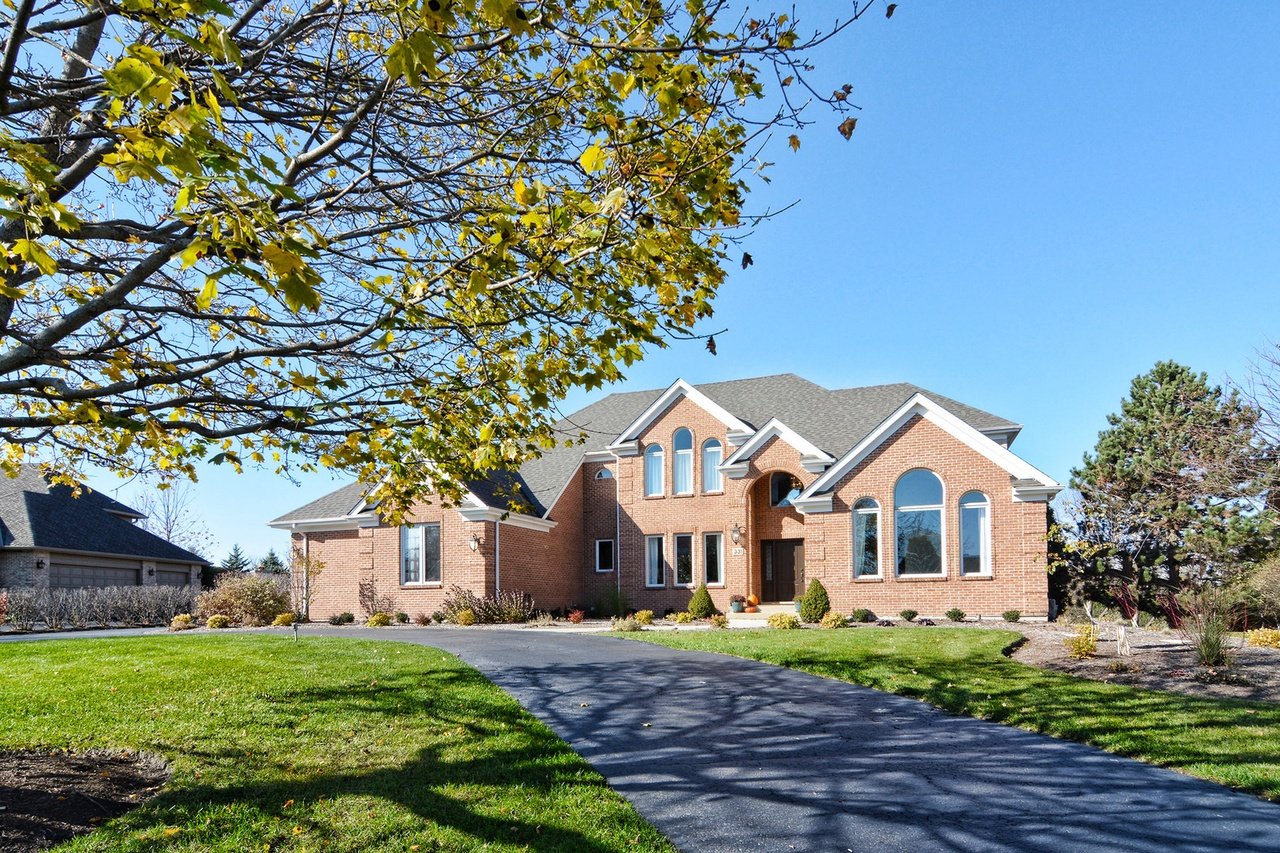 331 Ridge Ln