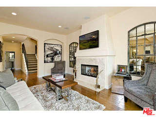 23963 De Ville Way