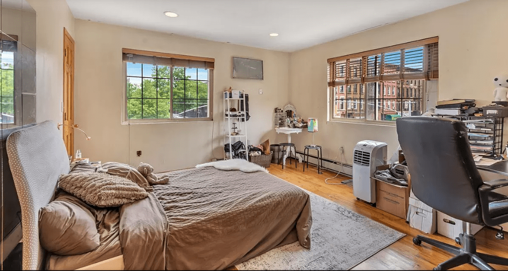 281 Lexington Ave Unit: 2