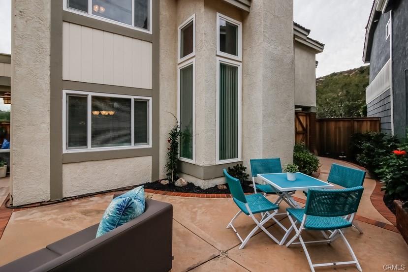 55 La Costa Ct