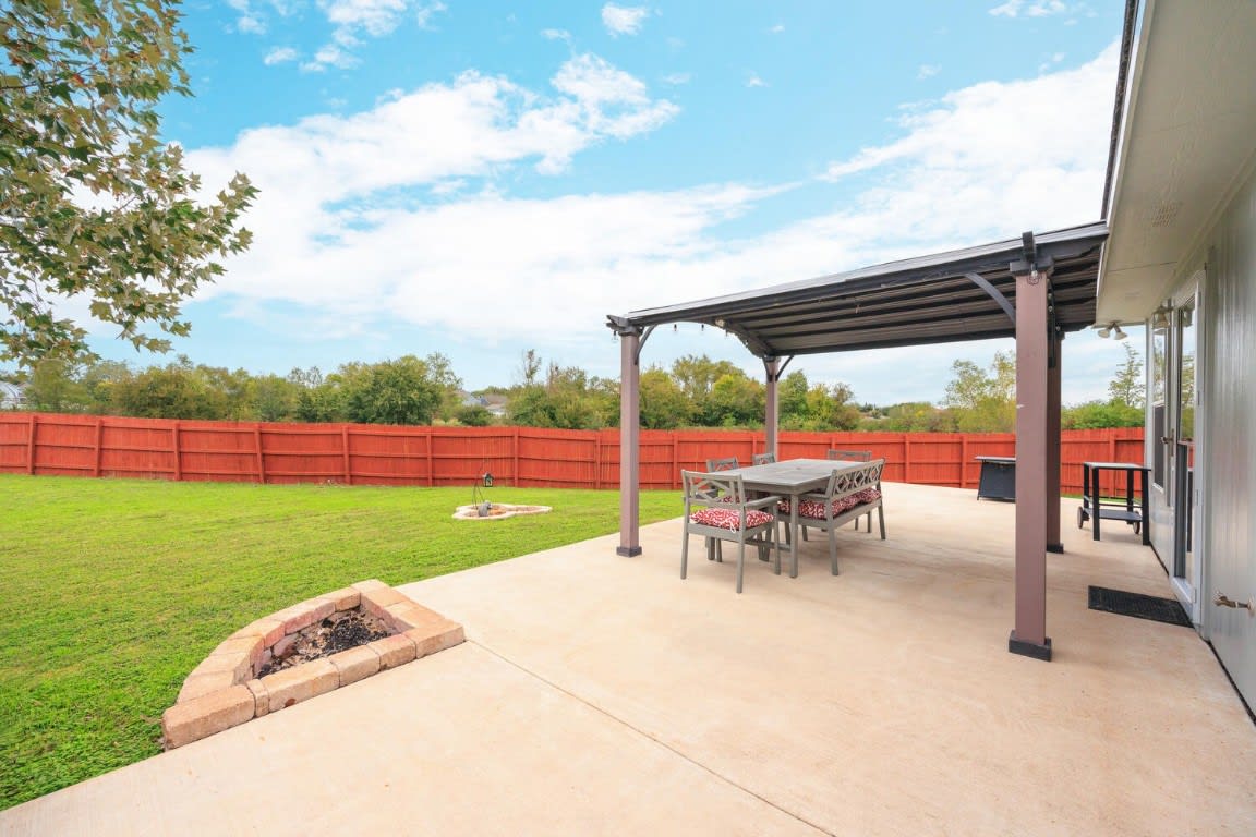 107 Western Cv