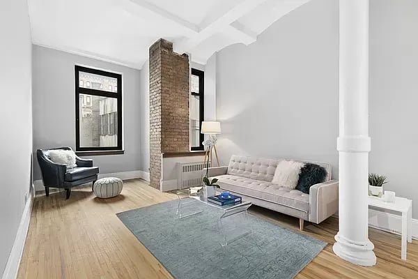 39 East 12th Unit: 502