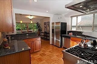 31 Warren Dr