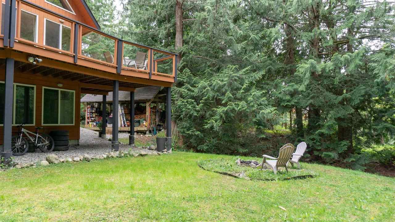 5557 Riley Road, Halfmoon Bay