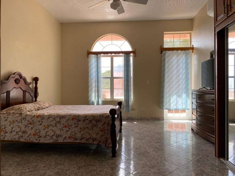 421 Hodges Creek 2 Bedroom Apartment