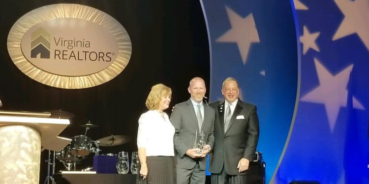 Nest Broker Greg Slater Receives Service to Virginia Award