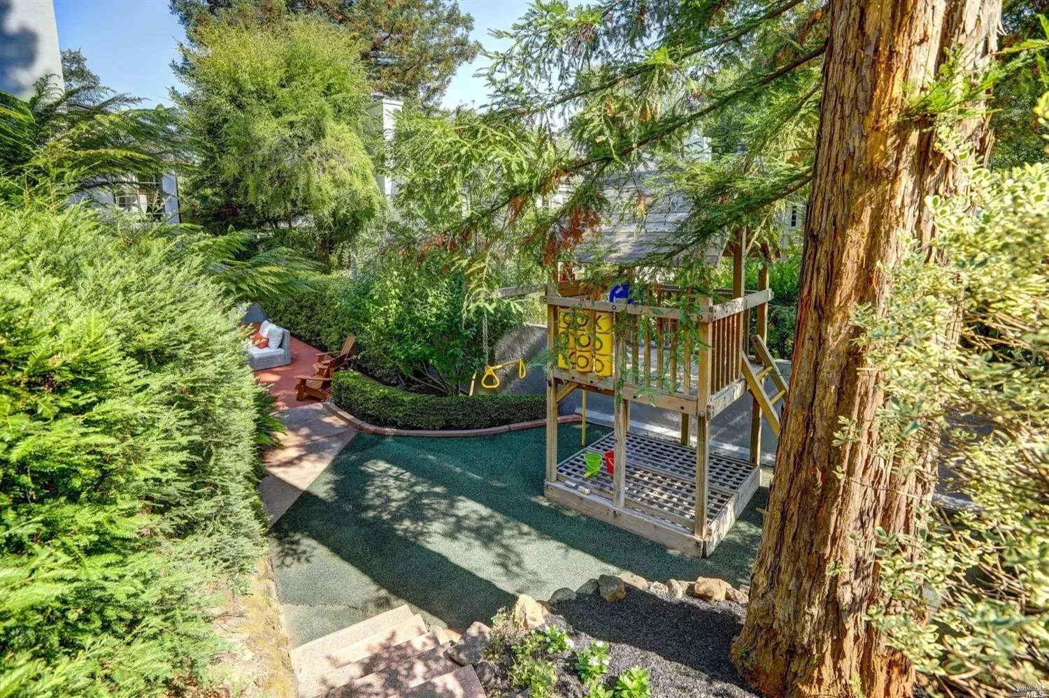 9 Emlin Pl