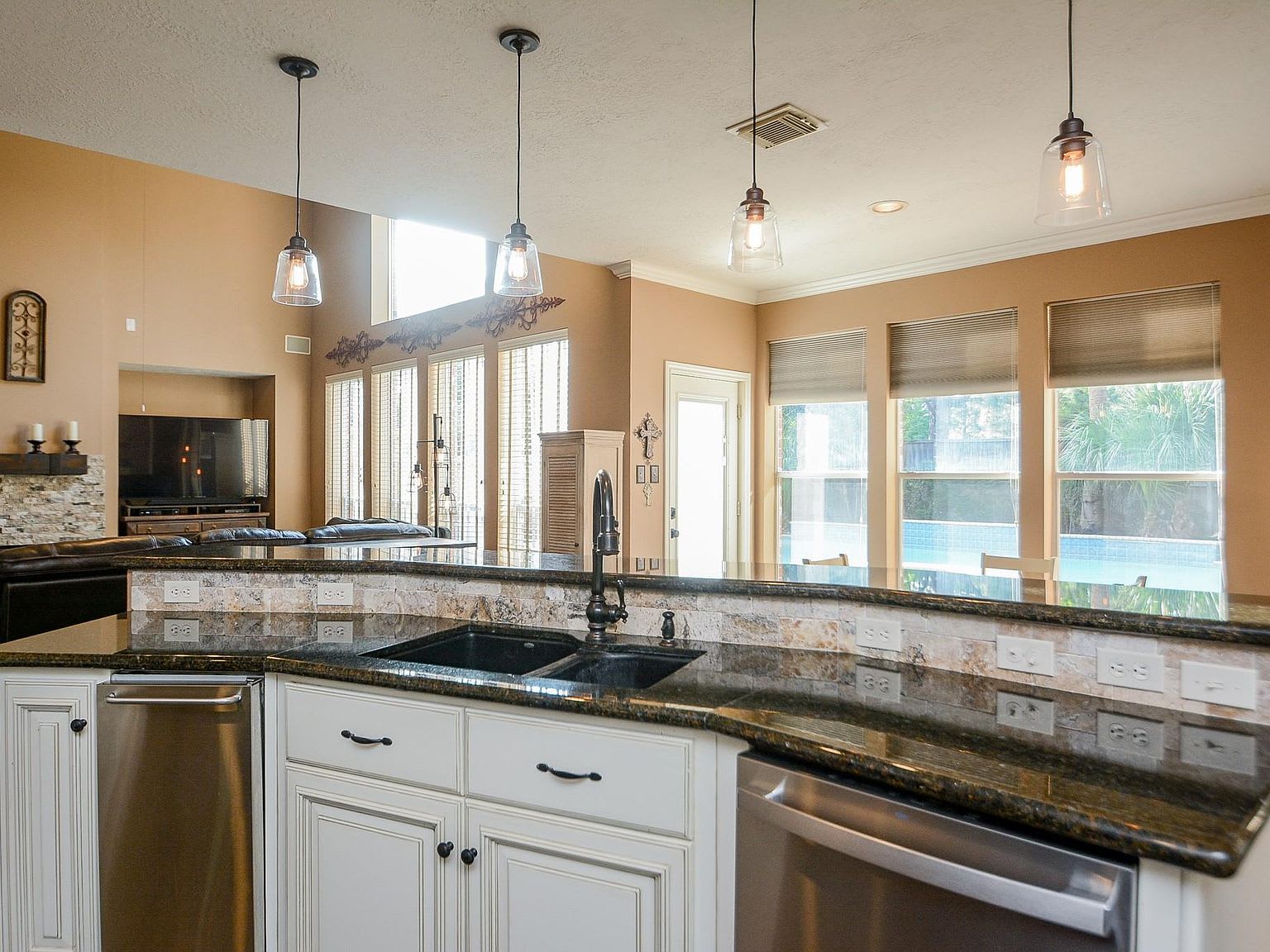 15310 Mustang Valley Cir