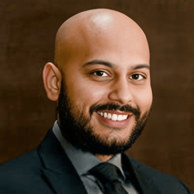 Harmanpreet Singh Downers Grove Real Estate Agent Headshot