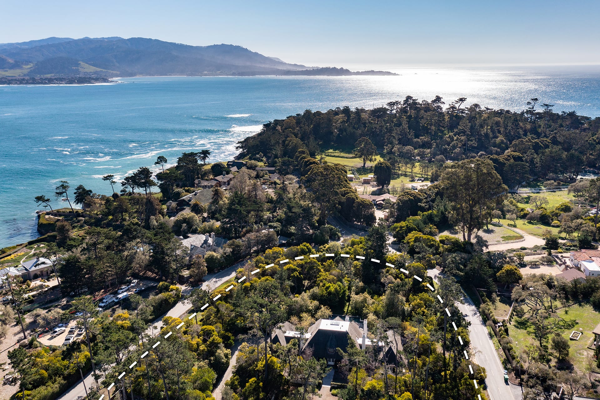 Pebble Beach Manor - 3323 Stevenson Drive