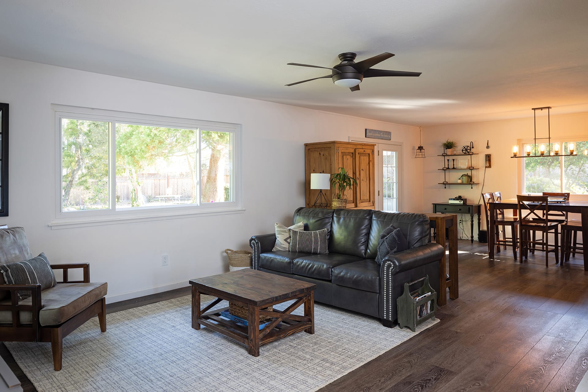 Carmel Pearl - 3739 Raymond Way