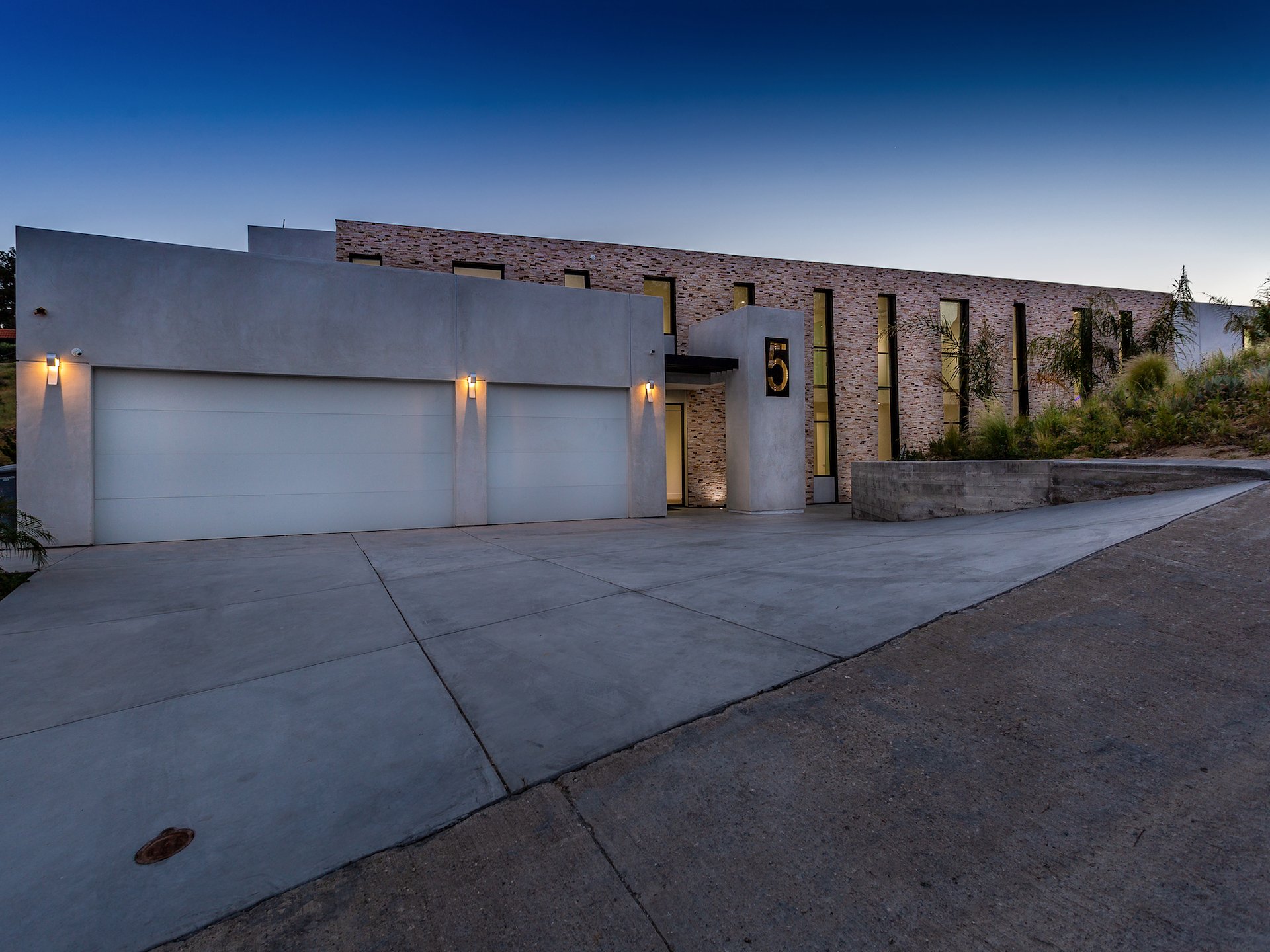 5 Wrangler Ln