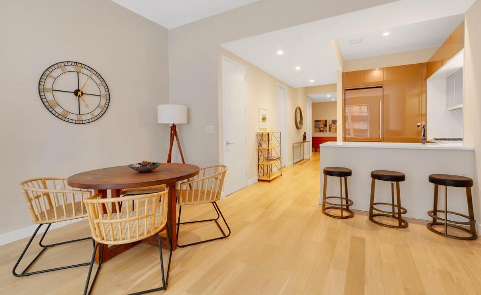 75 Wall Street, Apt 22-R