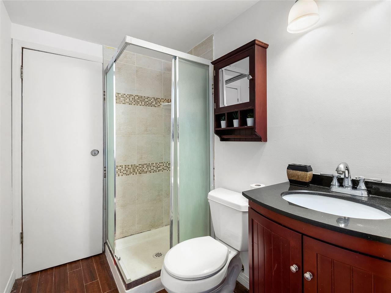 12-2561 Tricouni Pl