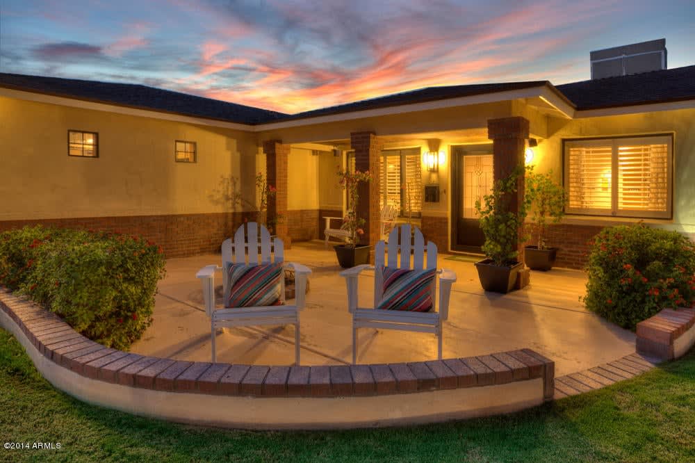 3940 E. Heatherbrae Dr