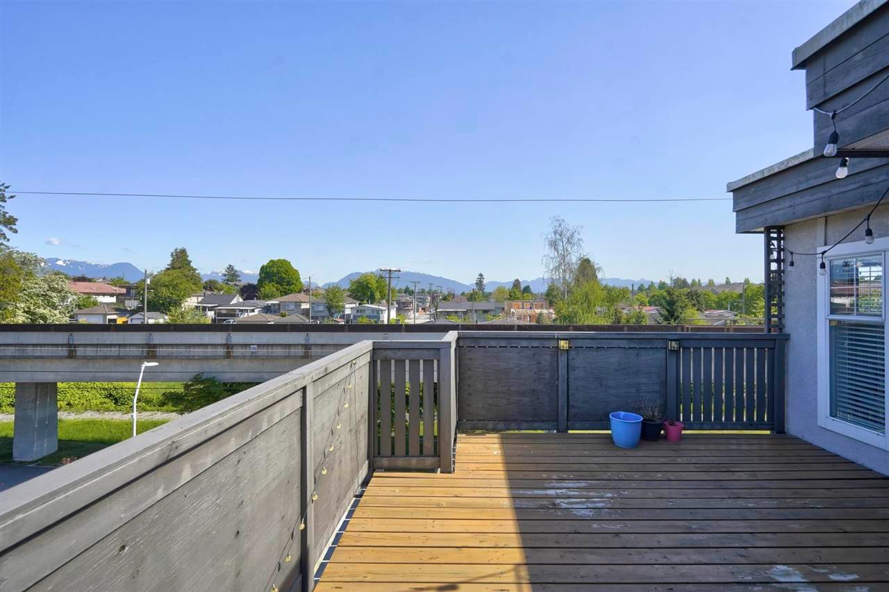 401-3308 Vanness Ave