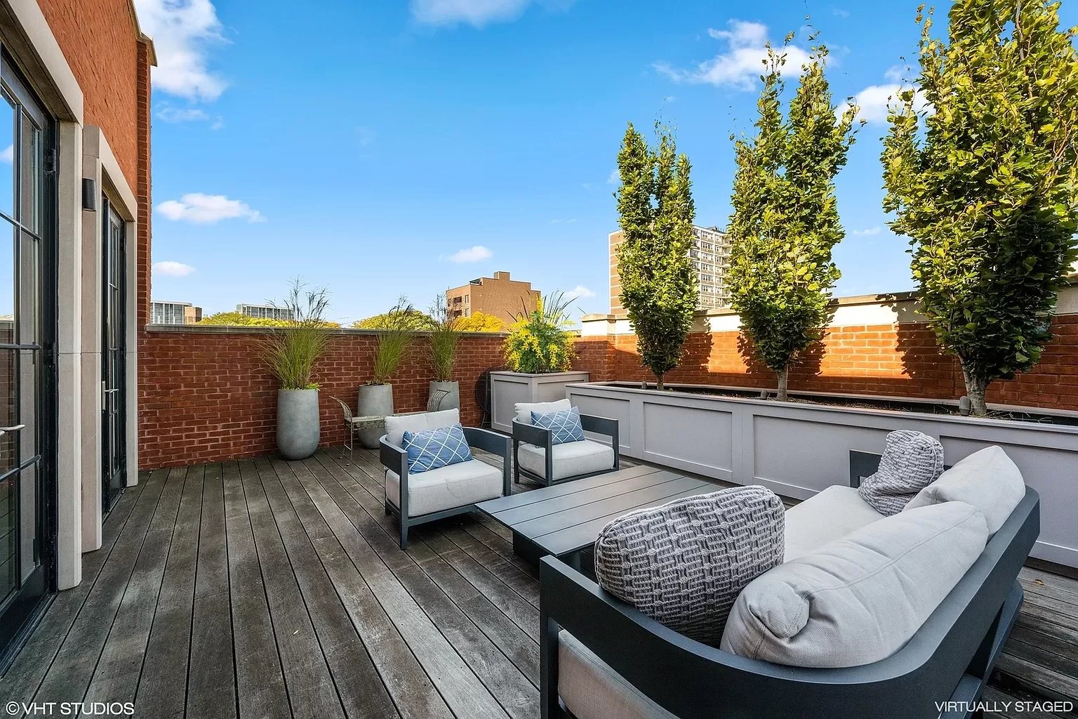 445 W Arlington, Unit 4W