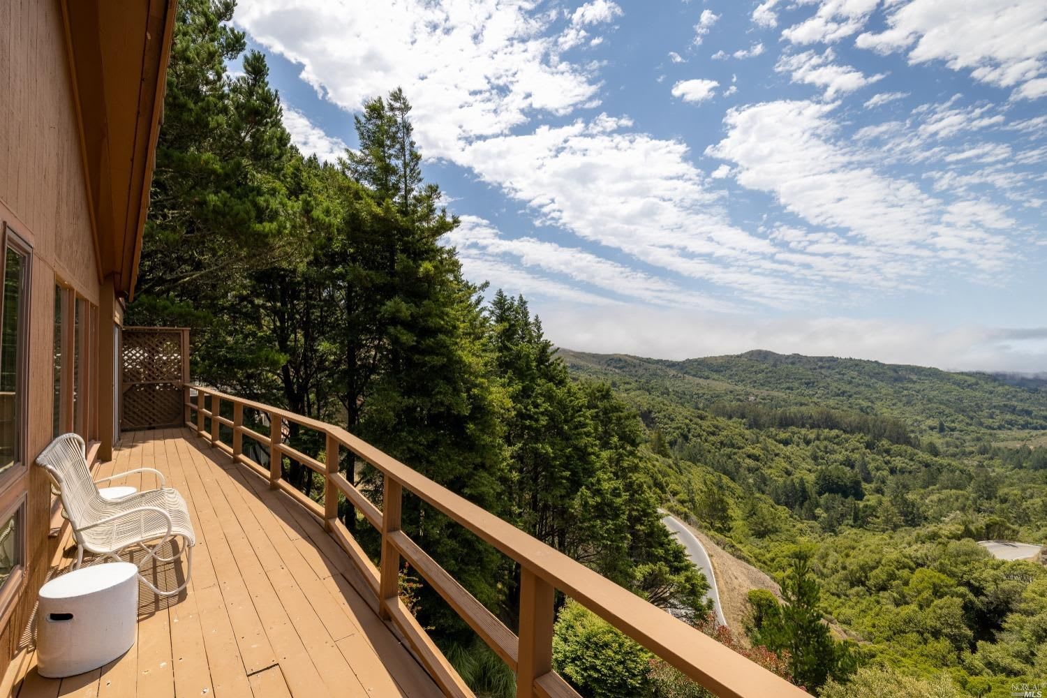 315 Panoramic Highway