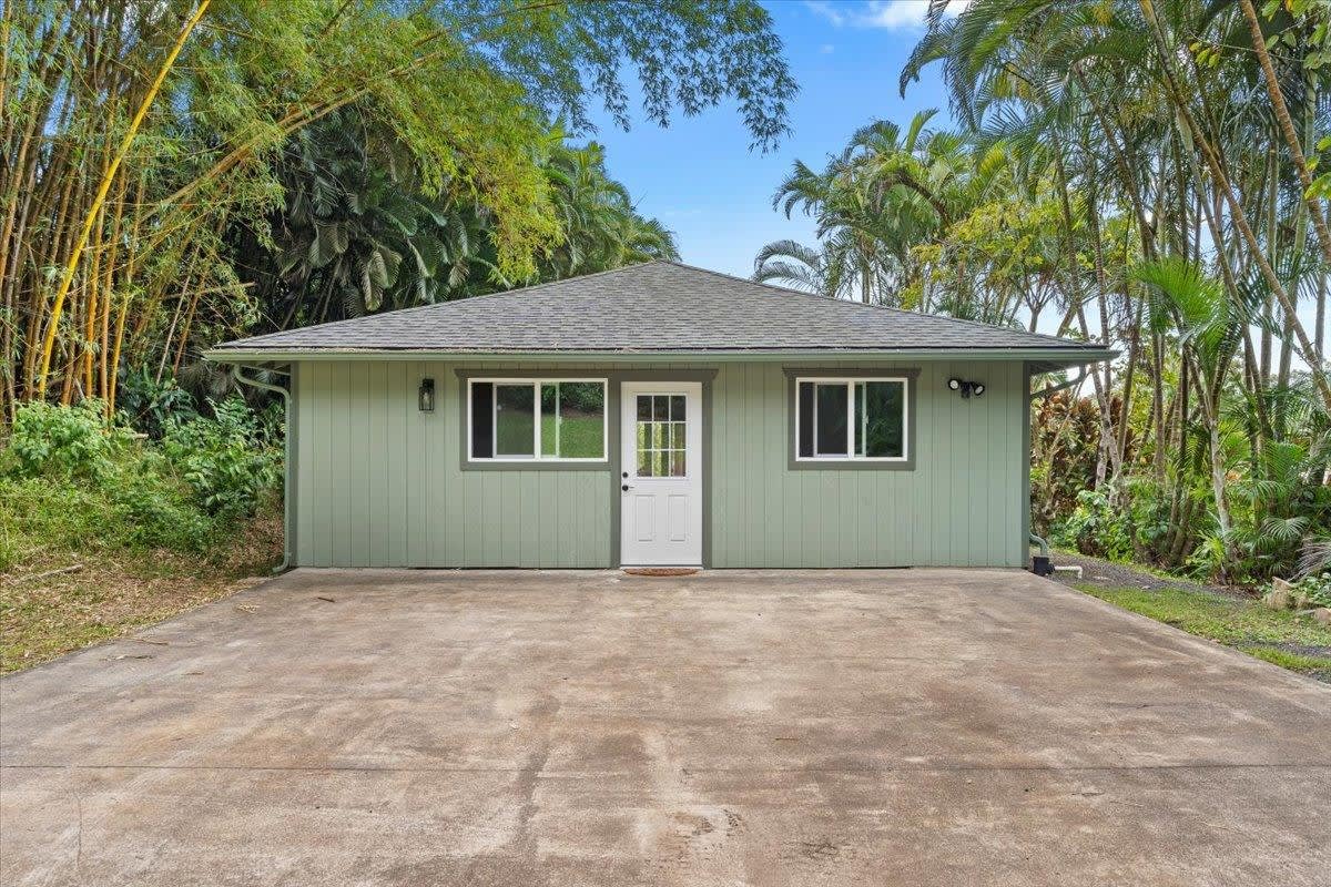 60 Koolau Rd  