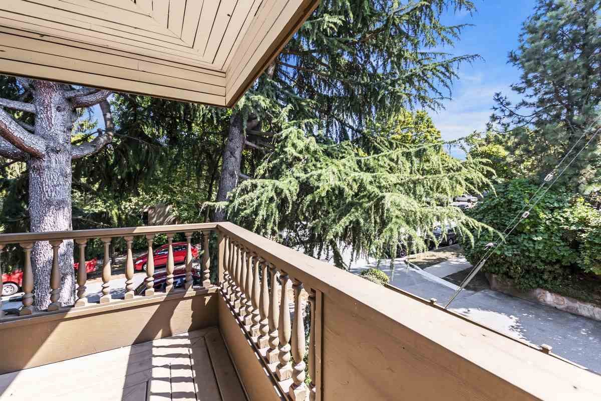 307-350 E 5th Ave